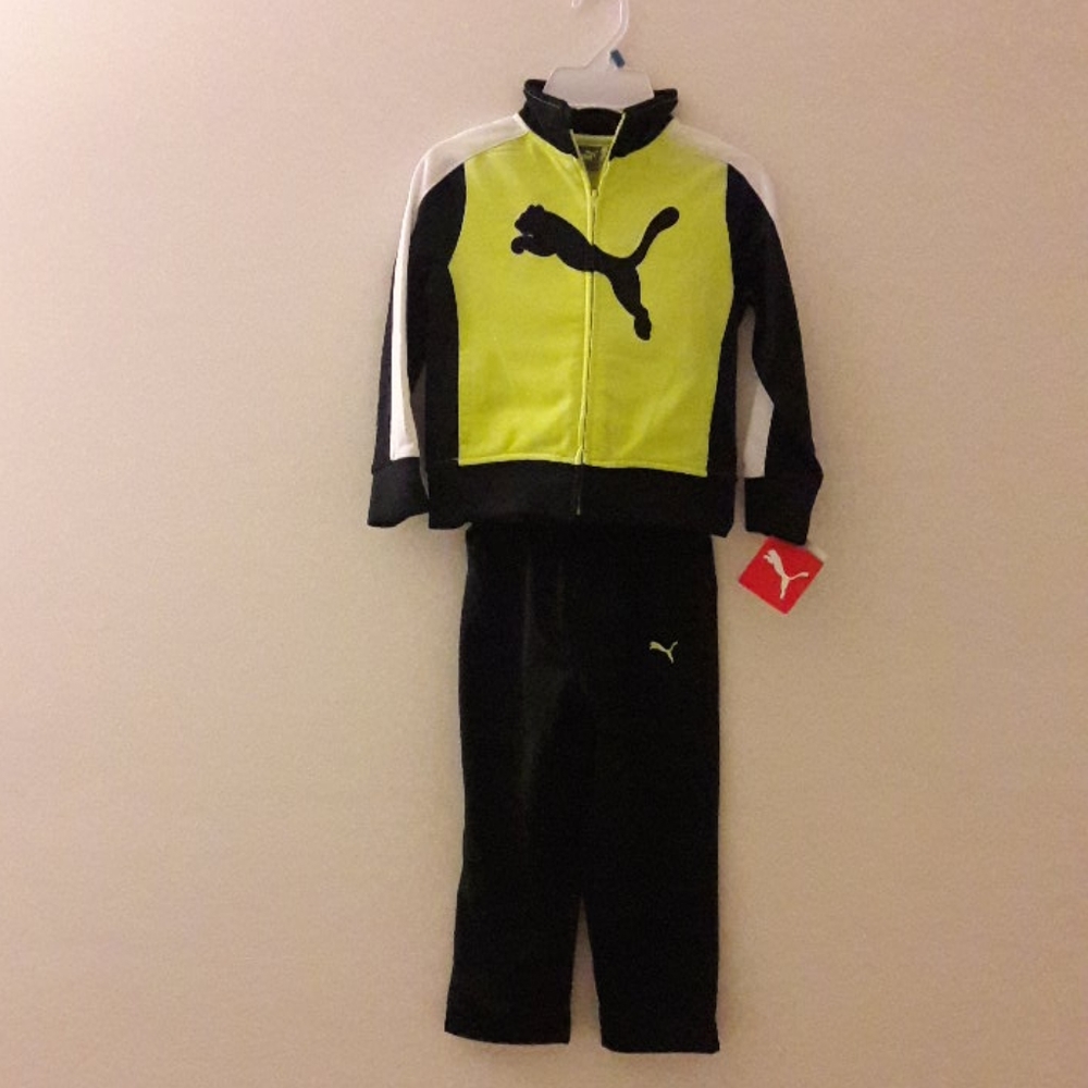 NWT Puma Track Set